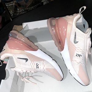 W air max 270